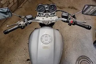 Yamaha XJR 1300, 1.3, 72 kW, bensiin, manuaal, tagavedu