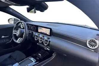 Mercedes-Benz CLA 180, 1.3, 100 kW, hübriid, automaat, esivedu