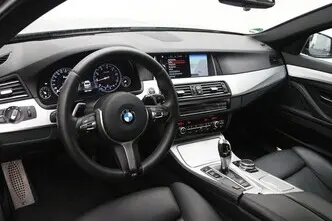 BMW 520, 2.0, 135 kW, бензин, автомат, задний привод