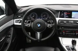 BMW 520, 2.0, 135 kW, бензин, автомат, задний привод