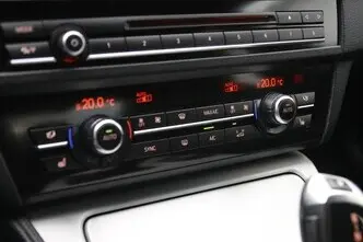 BMW 520, 2.0, 135 kW, бензин, автомат, задний привод