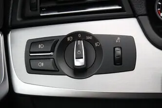 BMW 520, 2.0, 135 kW, бензин, автомат, задний привод