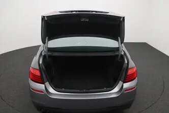 BMW 520, 2.0, 135 kW, бензин, автомат, задний привод
