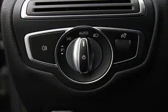 Mercedes-Benz C 300, 2.0, 155 kW, pistikhübriid, automaat, tagavedu