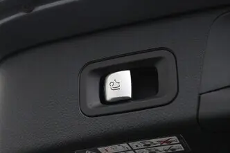 Mercedes-Benz C 300, 2.0, 155 kW, pistikhübriid, automaat, tagavedu