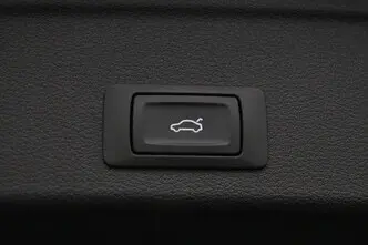 Audi A4, 2.0, 140 kW, hübriid, automaat, esivedu