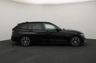 BMW 320, 2.0, 120 kW, pistikhübriid, automaat, tagavedu