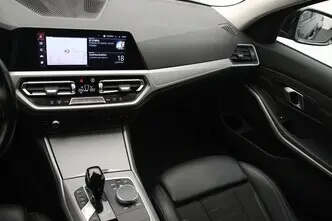 BMW 320, 2.0, 120 kW, pistikhübriid, automaat, tagavedu