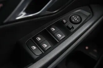 BMW 320, 2.0, 120 kW, pistikhübriid, automaat, tagavedu