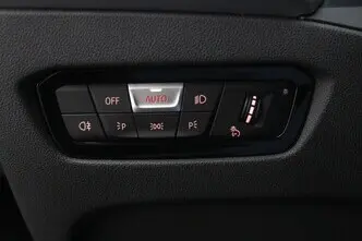 BMW 320, 2.0, 120 kW, pistikhübriid, automaat, tagavedu