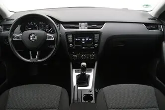 Škoda Octavia, 1.2, 81 kW, bensiin, manuaal, esivedu