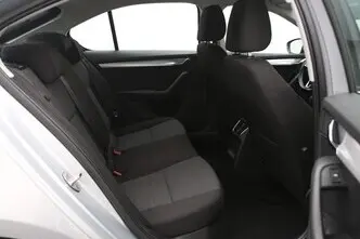Škoda Octavia, 1.2, 81 kW, bensiin, manuaal, esivedu