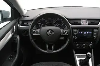 Škoda Octavia, 1.2, 81 kW, bensiin, manuaal, esivedu