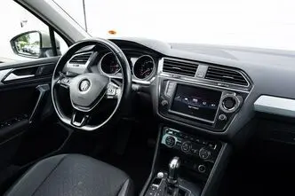 Volkswagen Tiguan, 2.0, 132 kW, bensiin, automaat, nelikvedu