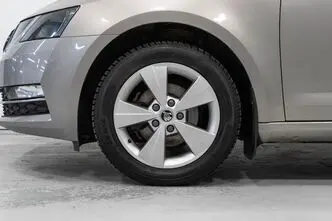 Škoda Octavia, 1.6, 81 kW, diisel, automaat, esivedu