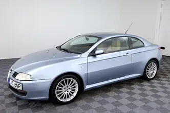 Alfa Romeo GT, 2.0, 165 kW, bensiin, manuaal, esivedu