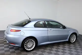 Alfa Romeo GT, 2.0, 165 kW, bensiin, manuaal, esivedu