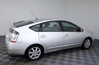 Toyota Prius, 1.5, 77 kW, hübriid, automaat, esivedu