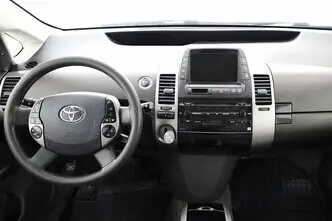 Toyota Prius, 1.5, 77 kW, hübriid, automaat, esivedu