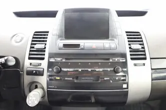 Toyota Prius, 1.5, 77 kW, hübriid, automaat, esivedu