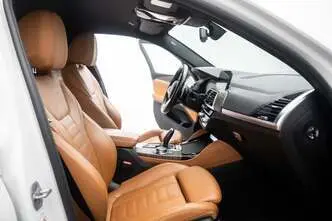 BMW X4, 3.0, 195 kW, diesel, automatic, four-wheel drive