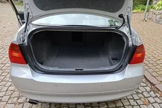 BMW 218, 2.0, 105 kW, bensiin, manuaal, tagavedu