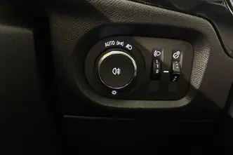 Opel Corsa, elekter, automaat, esivedu