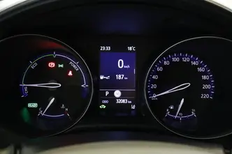 Toyota C-HR, 2.0, 112 kW, hybrid, automatic, front-wheel drive