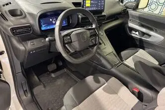 Citroën Berlingo, 1.5, 96 kW, diesel, automatic, front-wheel drive