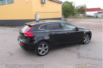 Volvo V40, 2.0, 110 kW, diesel, automatic, front-wheel drive