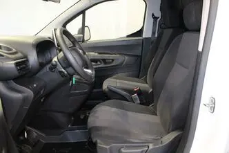 Toyota Proace City, 1.5, 75 kW, diesel, manual, front-wheel drive