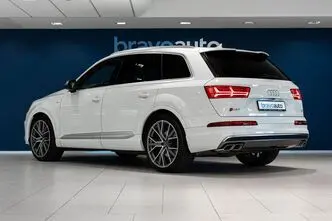 Audi SQ7, 4.0, 320 kW, дизель, автомат, полный привод