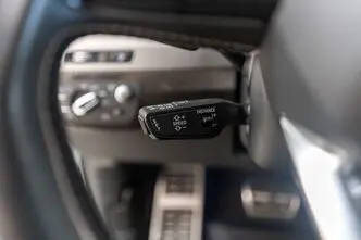 Audi SQ7, 4.0, 320 kW, дизель, автомат, полный привод