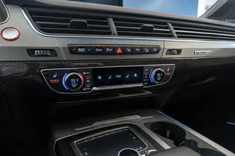 Audi SQ7, 4.0, 320 kW, дизель, автомат, полный привод