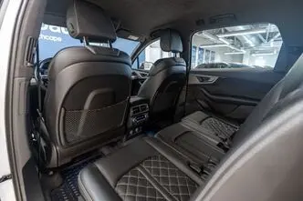 Audi SQ7, 4.0, 320 kW, дизель, автомат, полный привод