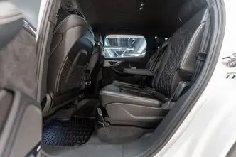 Audi SQ7, 4.0, 320 kW, дизель, автомат, полный привод