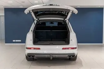Audi SQ7, 4.0, 320 kW, дизель, автомат, полный привод