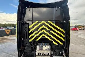 MAN TGX 28.480 6x2, 353 kW, diesel, automatic