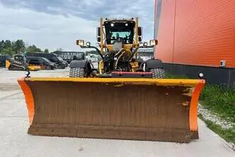 Volvo G946, 180 kW, diesel
