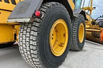 Volvo G946, 180 kW, diesel