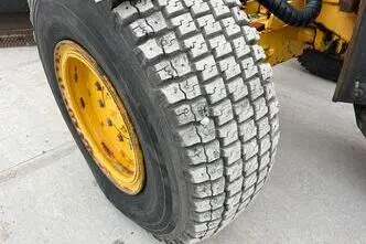Volvo G946, 180 kW, diesel