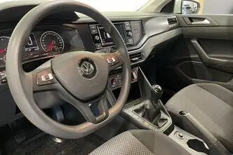 Volkswagen Polo, 1.0, 70 kW, бензин, механическая, передний привод