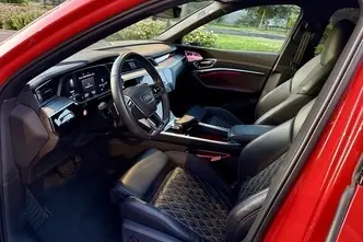 Audi e-tron, 370 kW, электричество, автомат, полный привод