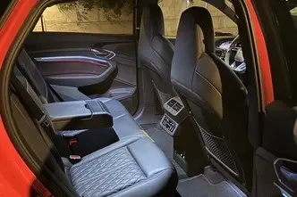 Audi e-tron, 370 kW, электричество, автомат, полный привод