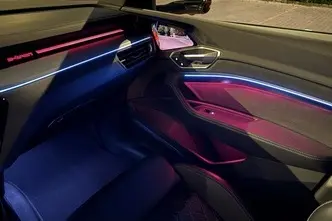 Audi e-tron, 370 kW, электричество, автомат, полный привод