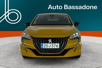 Peugeot 208, 1.2, 55 kW, petrol, manual, front-wheel drive