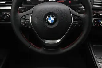 BMW 320, 2.0, 135 kW, бензин, автомат, задний привод