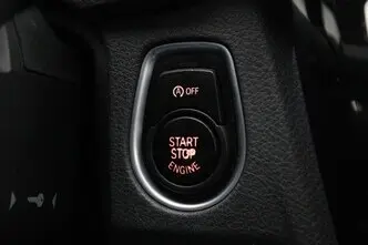 BMW 320, 2.0, 135 kW, бензин, автомат, задний привод