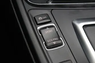 BMW 320, 2.0, 135 kW, бензин, автомат, задний привод