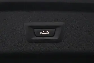 BMW 320, 2.0, 135 kW, бензин, автомат, задний привод
